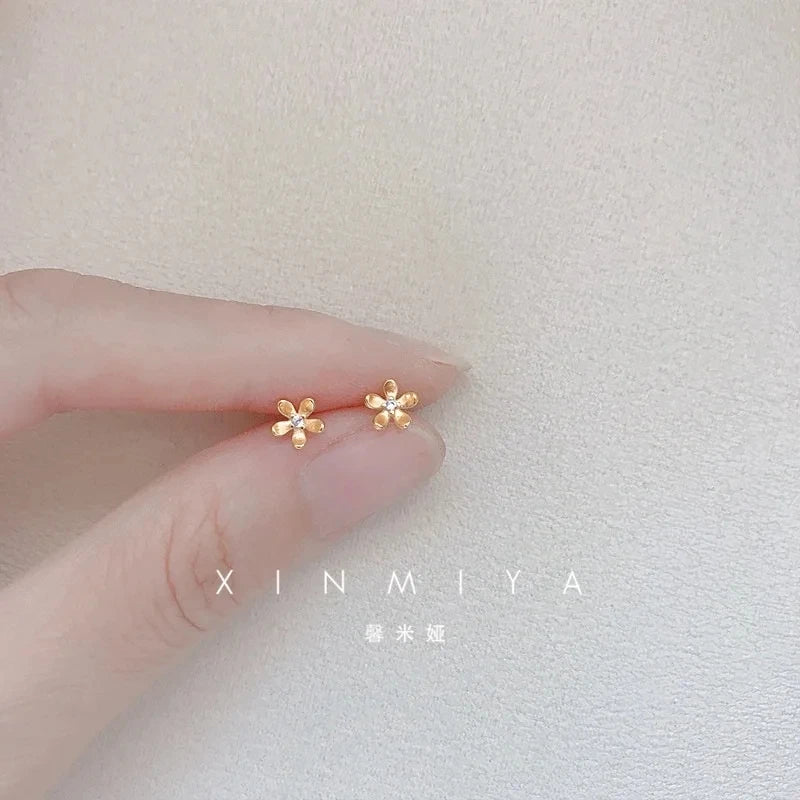 New Minimal Zircon Earrings For Women Crystal Small Thin Cartilage Fashion Geometry Earring Girls Piercing Jewelry Gifts