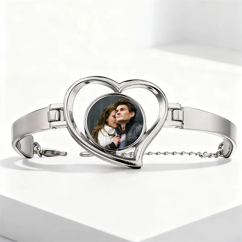 Personalized Photo Bracelet for Women Custom Engraved Picture Bracelet Charm Heart Customized Jewelry Gift for Mom Wife Friend