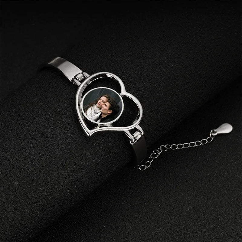 Personalized Photo Bracelet for Women Custom Engraved Picture Bracelet Charm Heart Customized Jewelry Gift for Mom Wife Friend