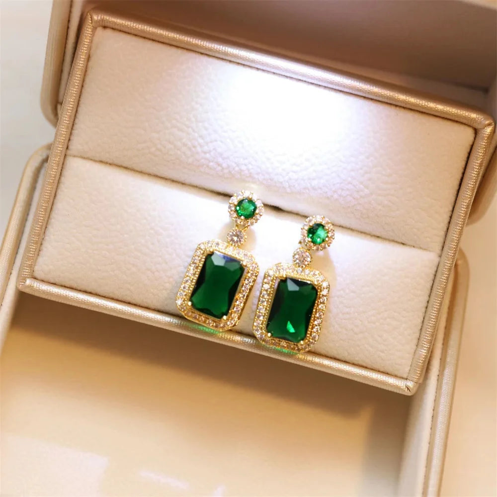 Classic Women's Three-piece Jewelry Set Statement Emerald Ring Fashion Green Zircon Ring Earring Necklace Wedding Jewelry Sets ﻿