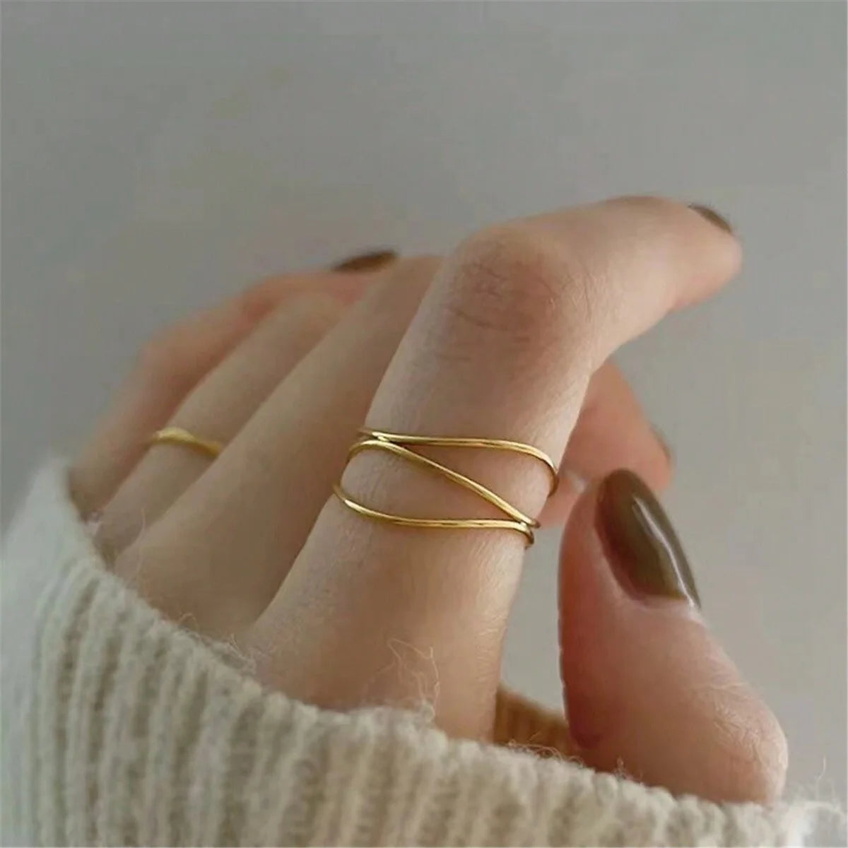Vintage 18K Gold Plated Stainless Steel Multi-Layered Line Single Ring for Women Fashion Jewelry Party Gift