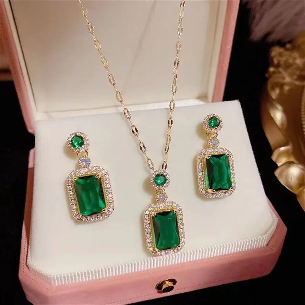 Classic Women's Three-piece Jewelry Set Statement Emerald Ring Fashion Green Zircon Ring Earring Necklace Wedding Jewelry Sets ﻿