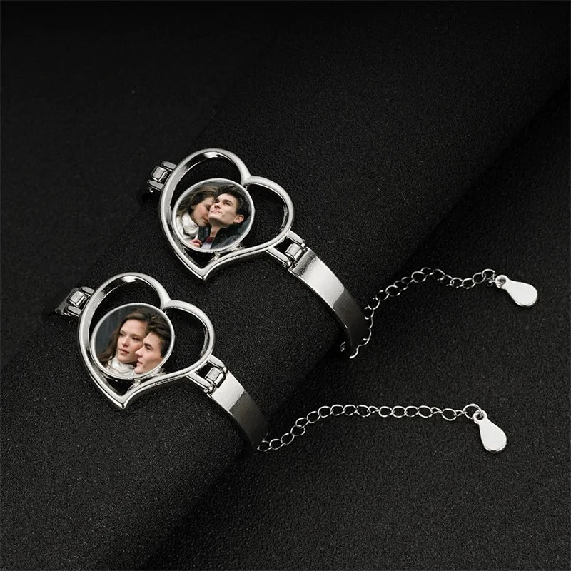 Personalized Photo Bracelet for Women Custom Engraved Picture Bracelet Charm Heart Customized Jewelry Gift for Mom Wife Friend